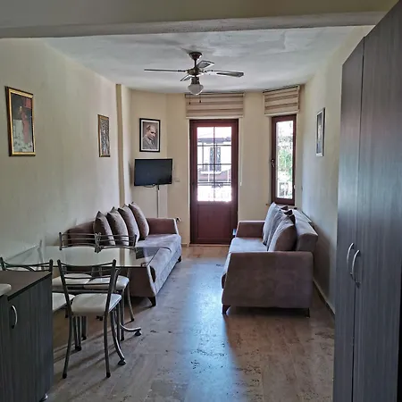 Ilkim Apart מלון